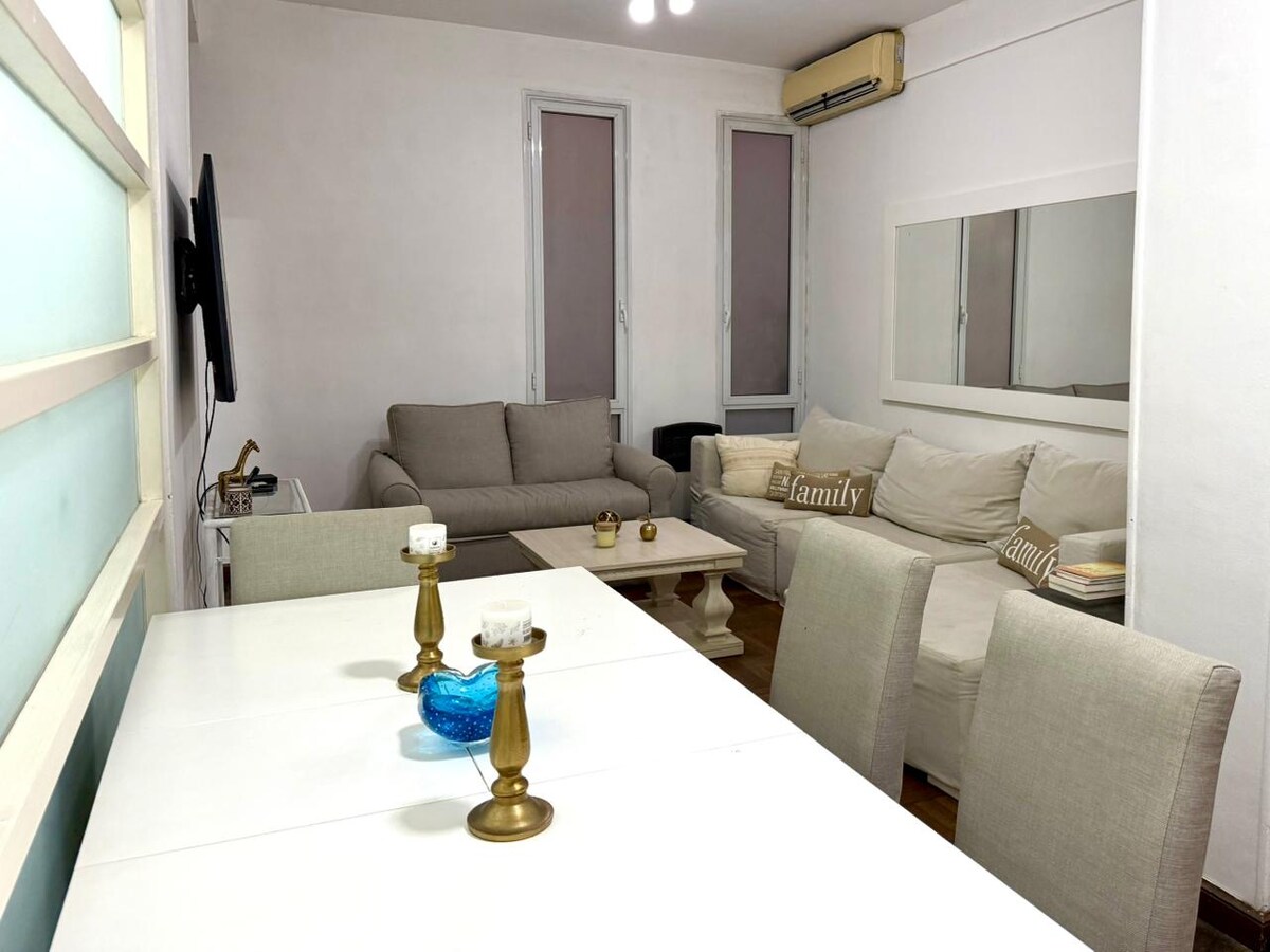 Departamento de 3 ambientes con 2 dormitorios en Recoleta