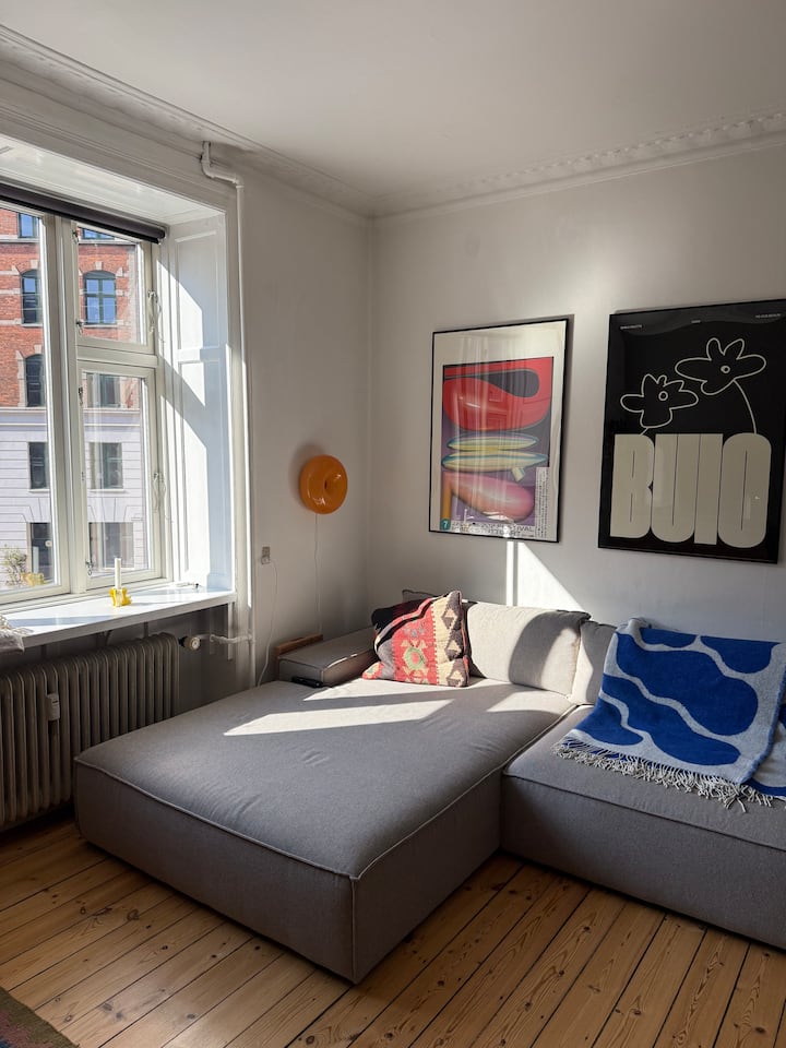 Stylish & Cozy Nørrebro Apartment With Balcony - Copenhagen