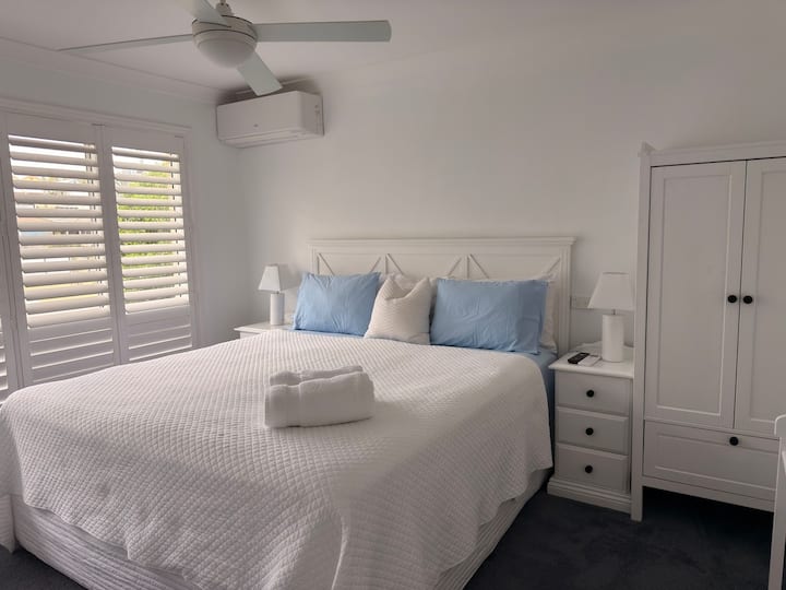 Luxury 2 Bedroom Apartment - Rainbow Beach
