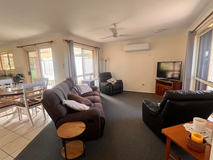 Island View – Beachfront Escape - Great Keppel (Wop-pa) Island