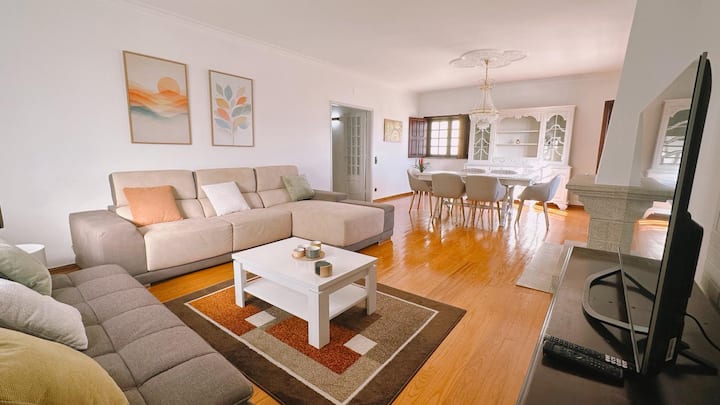 Sunny Villa With Pool & Beach View | Beach 5 Min - Figueira da Foz