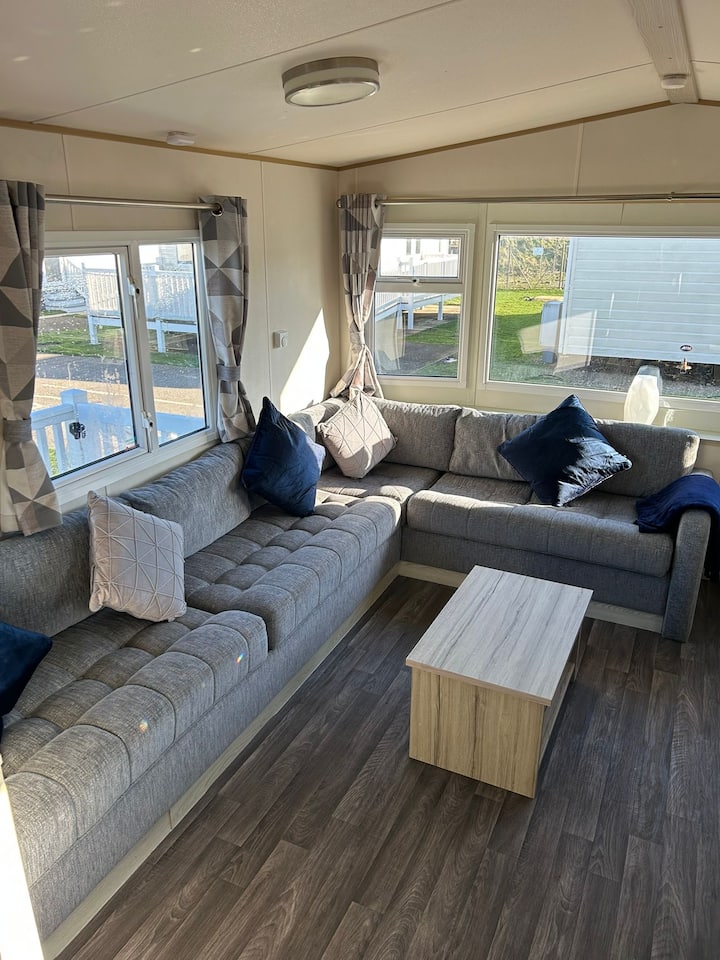 Jps Retreat A Charity Owned Caravan Sp66 - Camber Sands