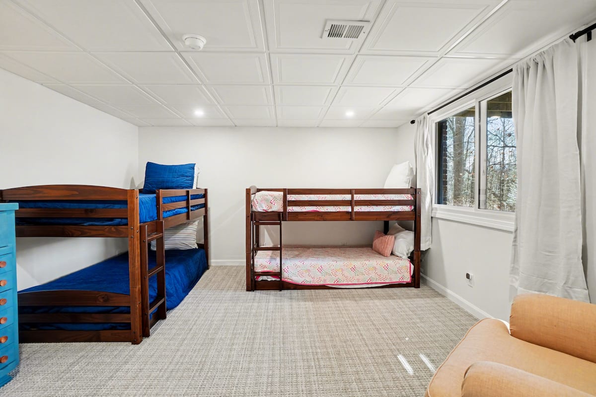 Bunk room photo
