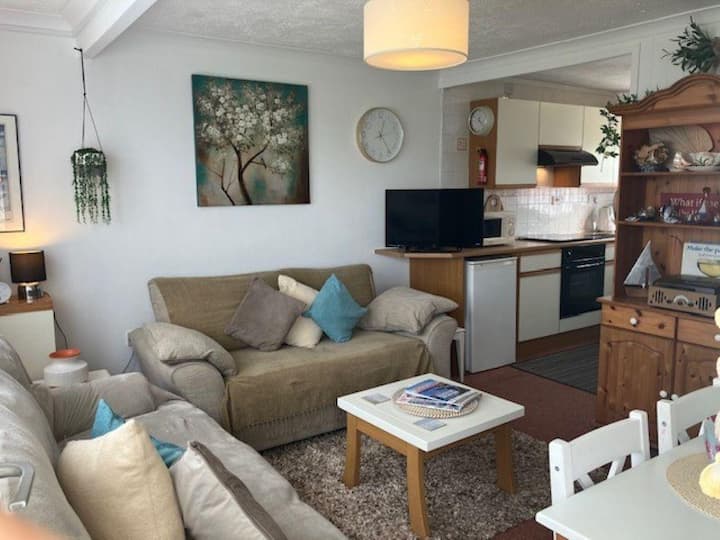 Dog Friendly Chalet In Norfolk Ref 83202s - Winterton-on-Sea
