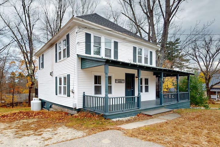 4br Downtown Home Near Skiing,hiking & Restaurants - North Conway, NH