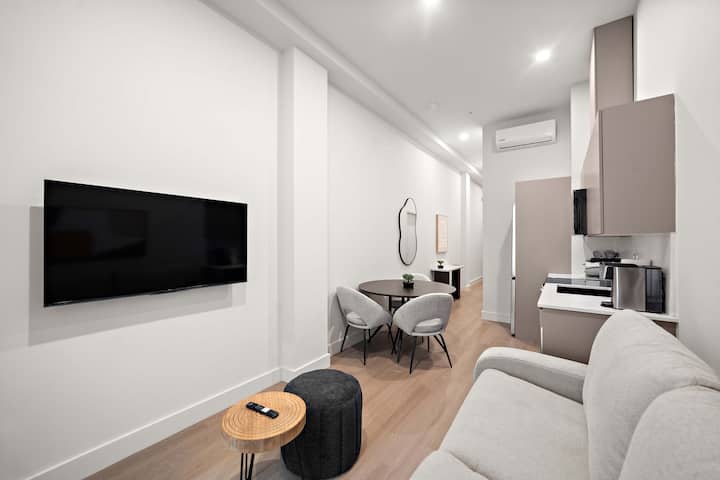 Nomade | Modern Luxury Apt | Heart Of Downtown Mtl - Montréal, QC