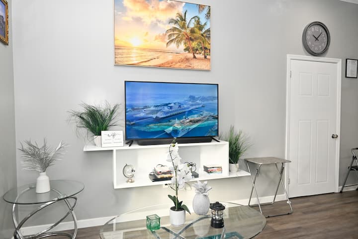 Sweet Solitude Cottage - The Bahamas