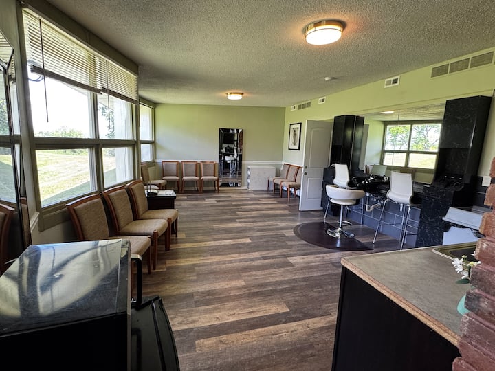 Azaria Reunion Lodge - Crystal City, MO