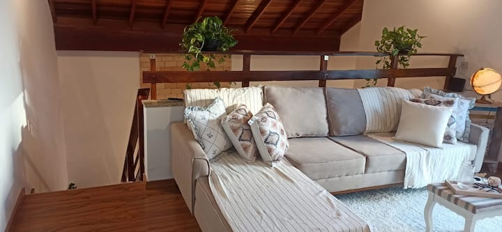 Casa Estilo Chalé Com Piscina E áRea Gourmet - Boituva