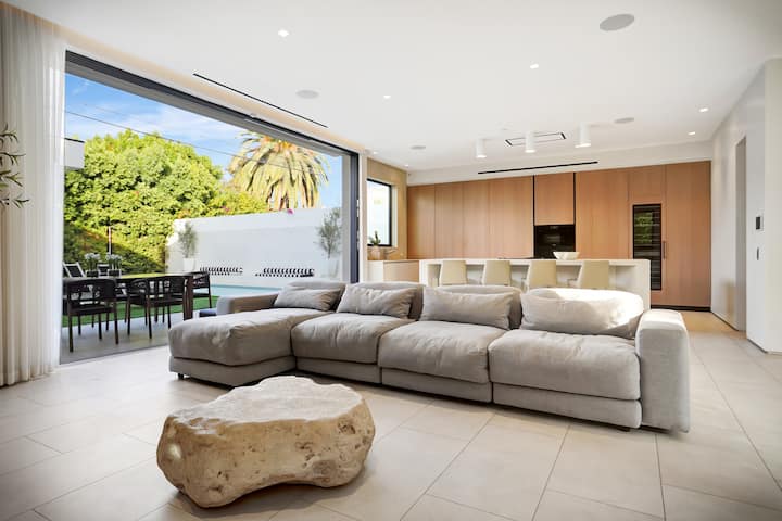 Villa Riviera - Beverly Hills, CA