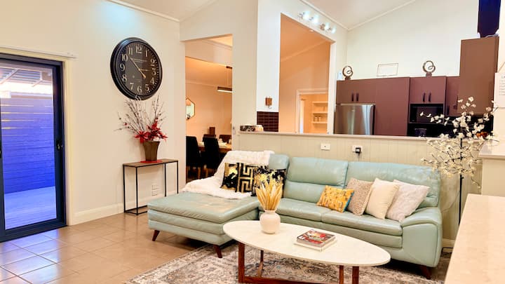 A Striking Contemporary Home In The Heart Of Dubbo - 더보