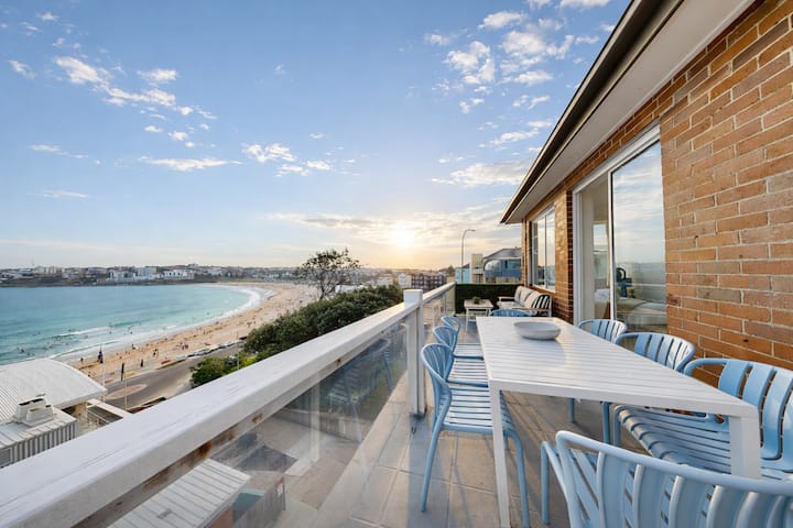 Ultimate Beachfront Penthouse. Walk To The Sand - Bondi Beach