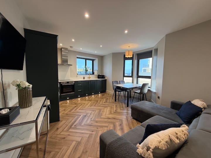 Stylish 2br Retreat - Central Portrush - Sleeps 6 - Portrush