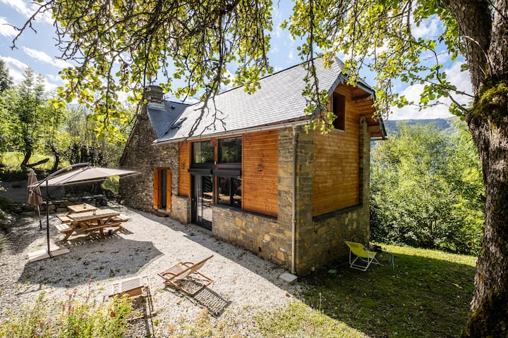 « La Reculée » Belle Grange Rénovée à Loudervielle - Val Louron