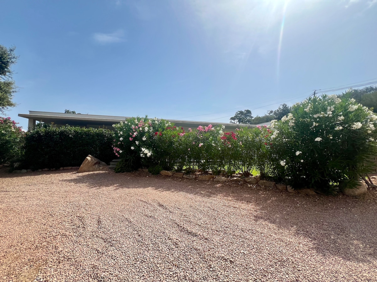 Brand-new villa in the heart of Porto Vecchio
