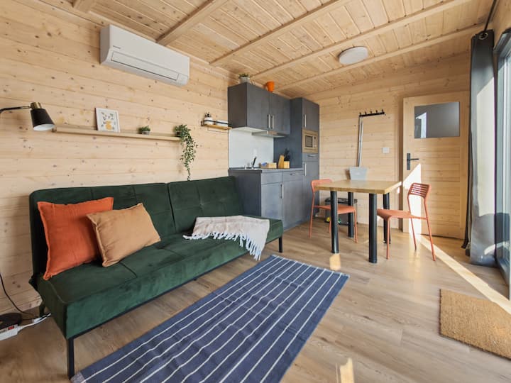 Nora Tiny House By The Lake | Sauna | Air Con - 