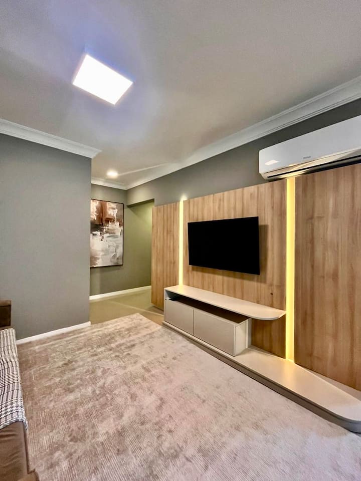 Ap Completo Próx A Praia • 3 Quartos • 8 Hóspedes - Balneario Camboriú