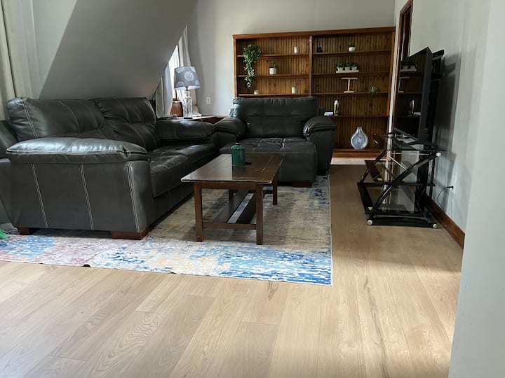 8 Acres Of Privacy | Your Group Escape - Rockford, IL