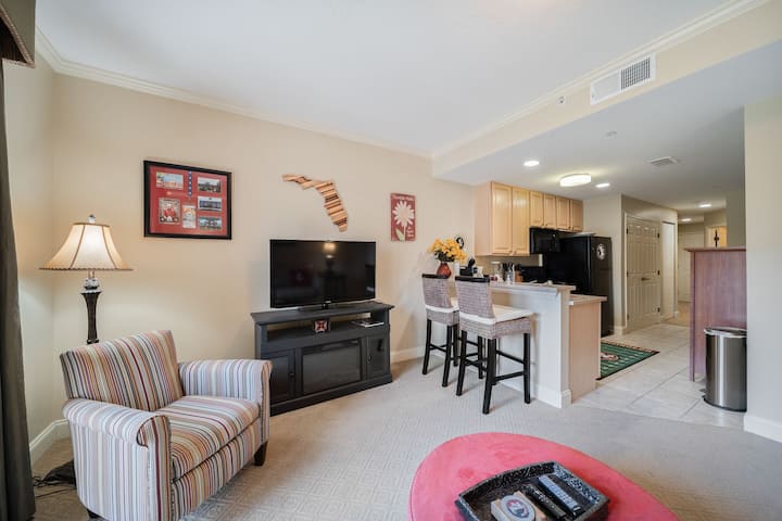 Walk To Civic Center | Prime Downtown - Tallahassee, FL