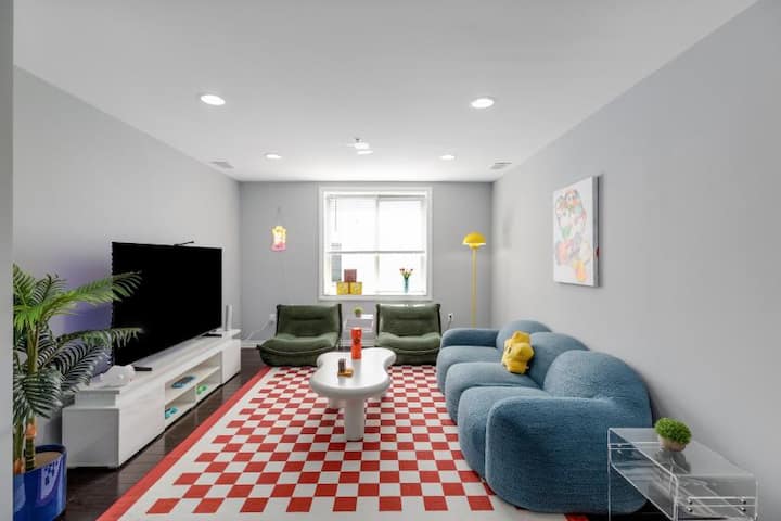 Mariocore Downtown Royal Oak Apartment - 2 Bdrm - Birmingham, MI