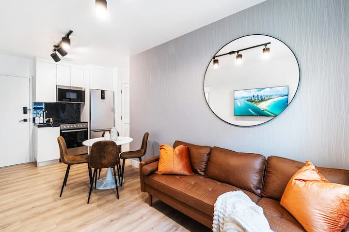 Poolside & Tub 3br Steps To Calle 8 Near Brickell - Miami