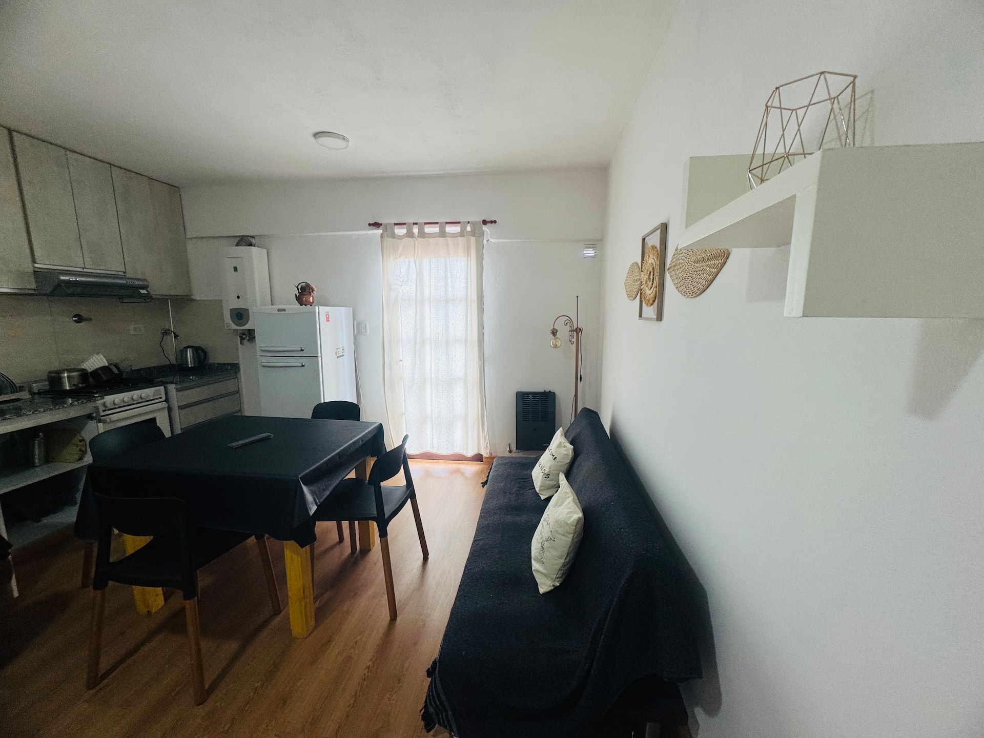 Comfortable and conveniently located apartment