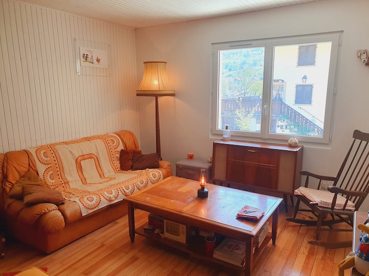Chambre Cosy Dans Une Maison Rétro Près Du Léman - Douvaine