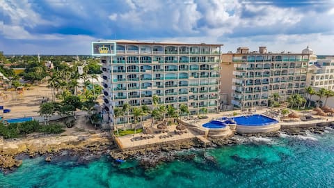 Popular Airbnb listing: El Cantil Penthouse, The Queen’s Sapphire in Cozumel