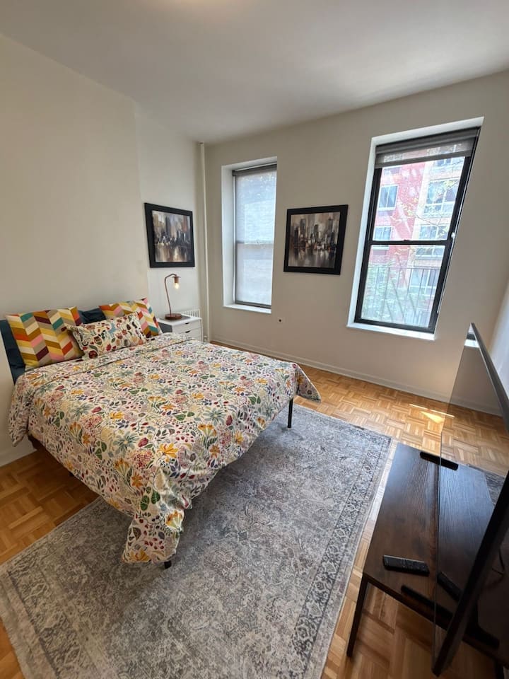 Modern Studio + Extra Room | Prime Times Square - New York City