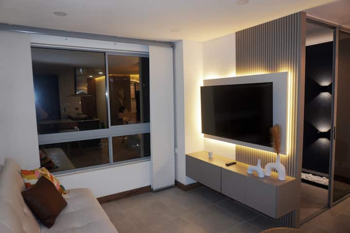Moderno Apartamento En Poblado - Ciudad Del Río - Colombia