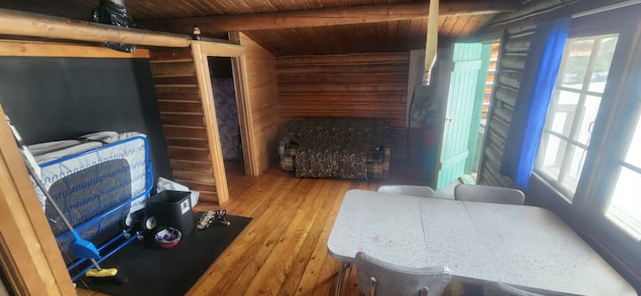 Northern Roots Cabins 2 - Saskatchewan