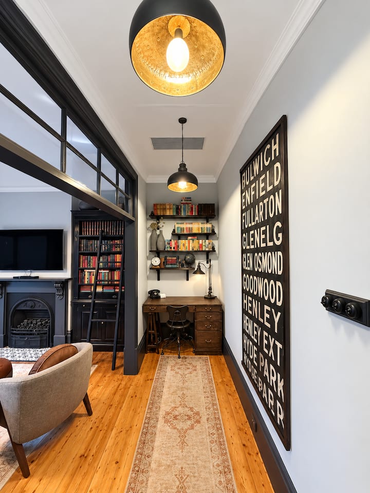 Step Up Adelaide Adelaide Luxury Library 5 Star @ Hollidge House - Flats for Rent in ...