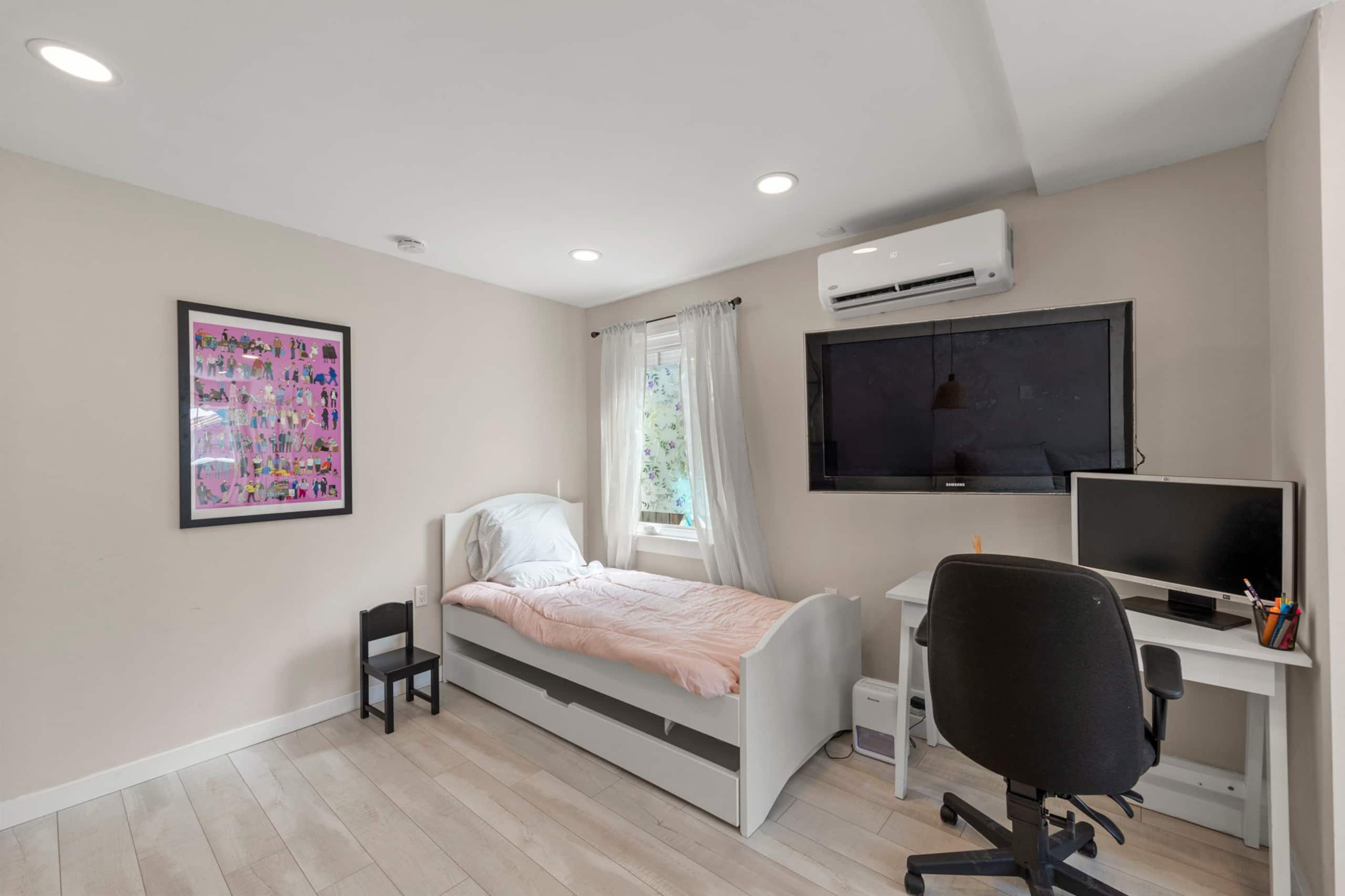 Ground-floor flat near San Pablo Park with AC - Photo 7