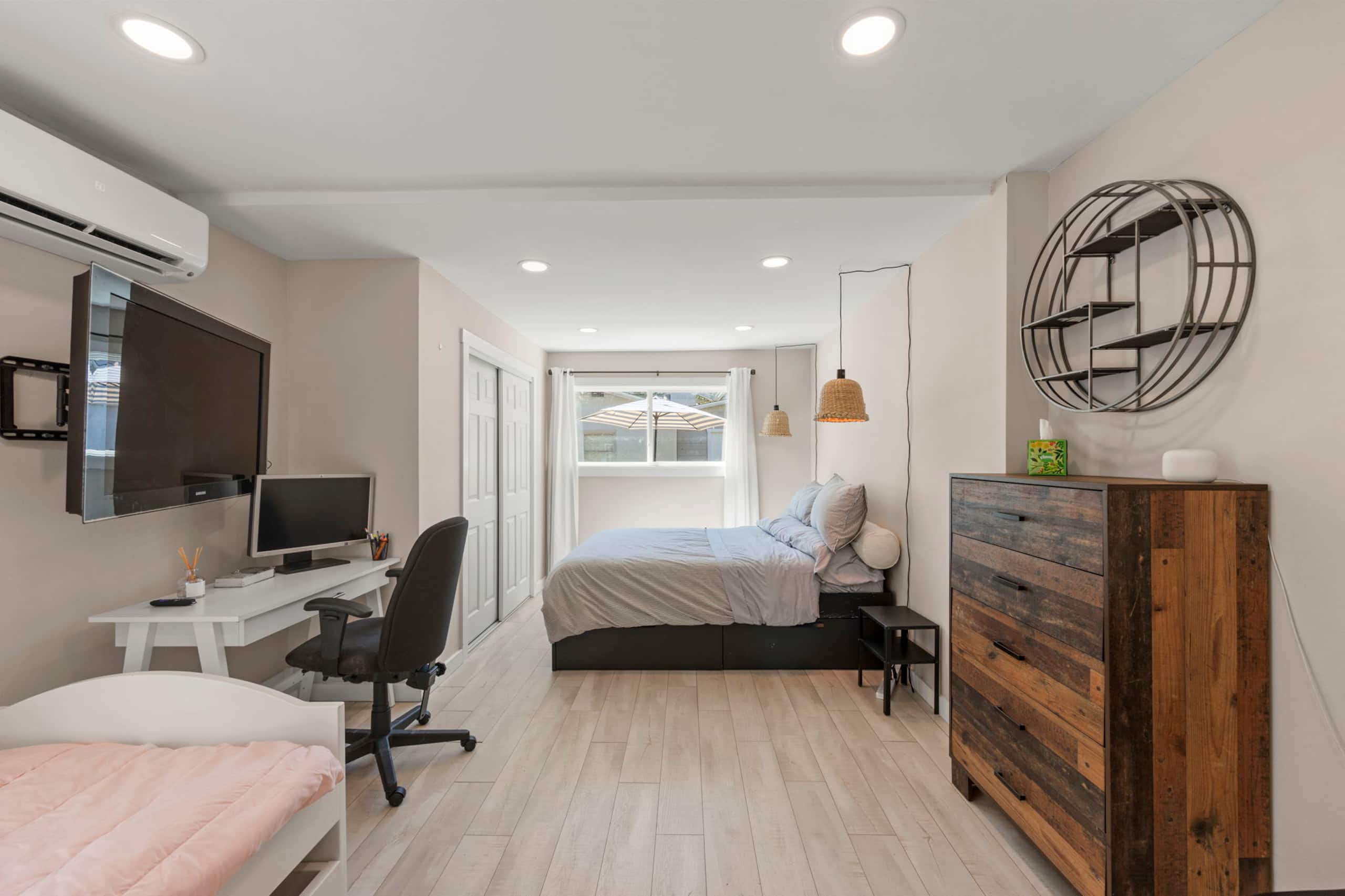 Ground-floor flat near San Pablo Park with AC - Photo 6