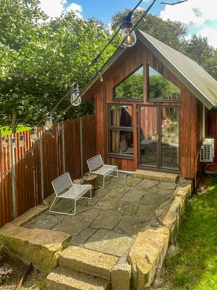 Upcycled Cottage Near Varberg Beaches - Varberg