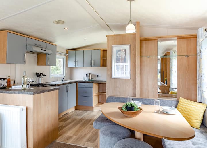 Silver Caravan. With Ensuite And Decking. - Cornovaglia