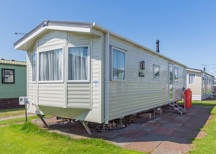 Bronze 3 Bedroom Caravan, Sleeps 8. - 뉴키