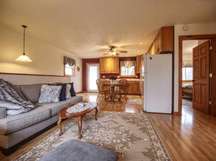 Lakes And Trails Guesthouse - Potato Lake, WI