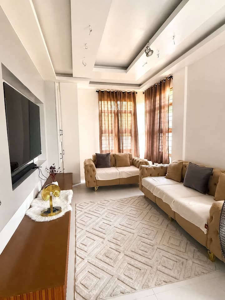 Casa Jacintha@near Outlet Lipa - Malvar