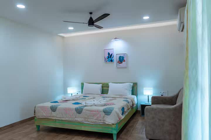 Bedroom 2 image 2