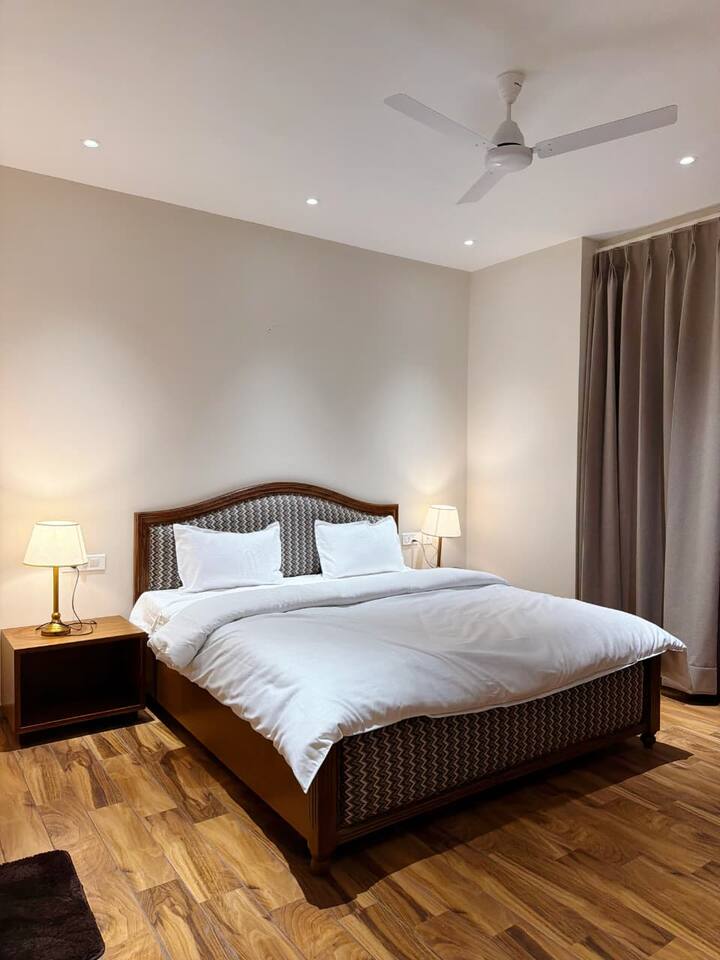Deluxe Room With Balcony - Solan
