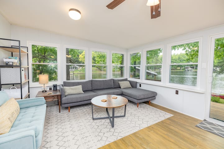 The Little Lake House At Lake Gaston - ガストン湖