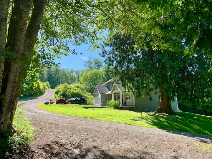 Charming Hansville 4-bedroom Home - Port Ludlow, WA