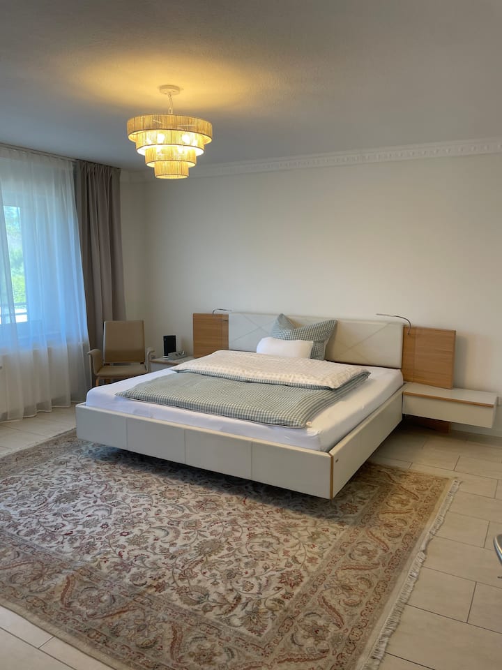 Ruhiges Premium-apartment Mit Parkplatz + Garage - Paderborn