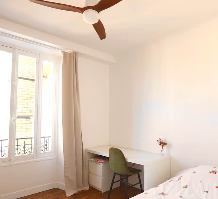 Chambre Avec Salle De Bain Privative Versailles - Versailles