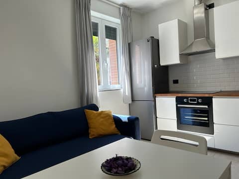 Top performing Airbnb: Ludo's House – modern and comfortable two-room apartment in Sesto San Giovanni