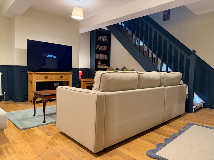 Cosy Compton (Central) - Eastbourne
