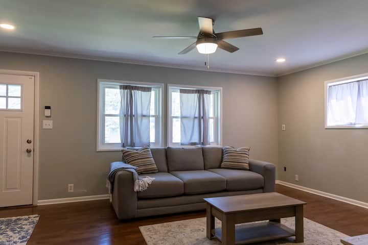 Gorgeous Ranch House At The Terrace Ave 3 Bdr - Newark, OH