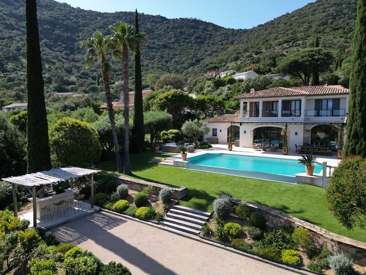 Cavalaire |Vue Mer Infinie & Piscine à Débordement - Hyères