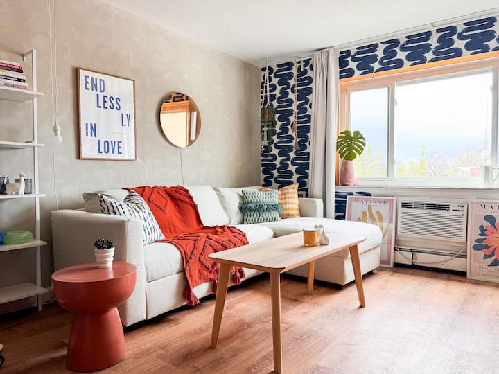 The Matisse In Central Lakewood - 1bed 1bath - Cleveland, OH